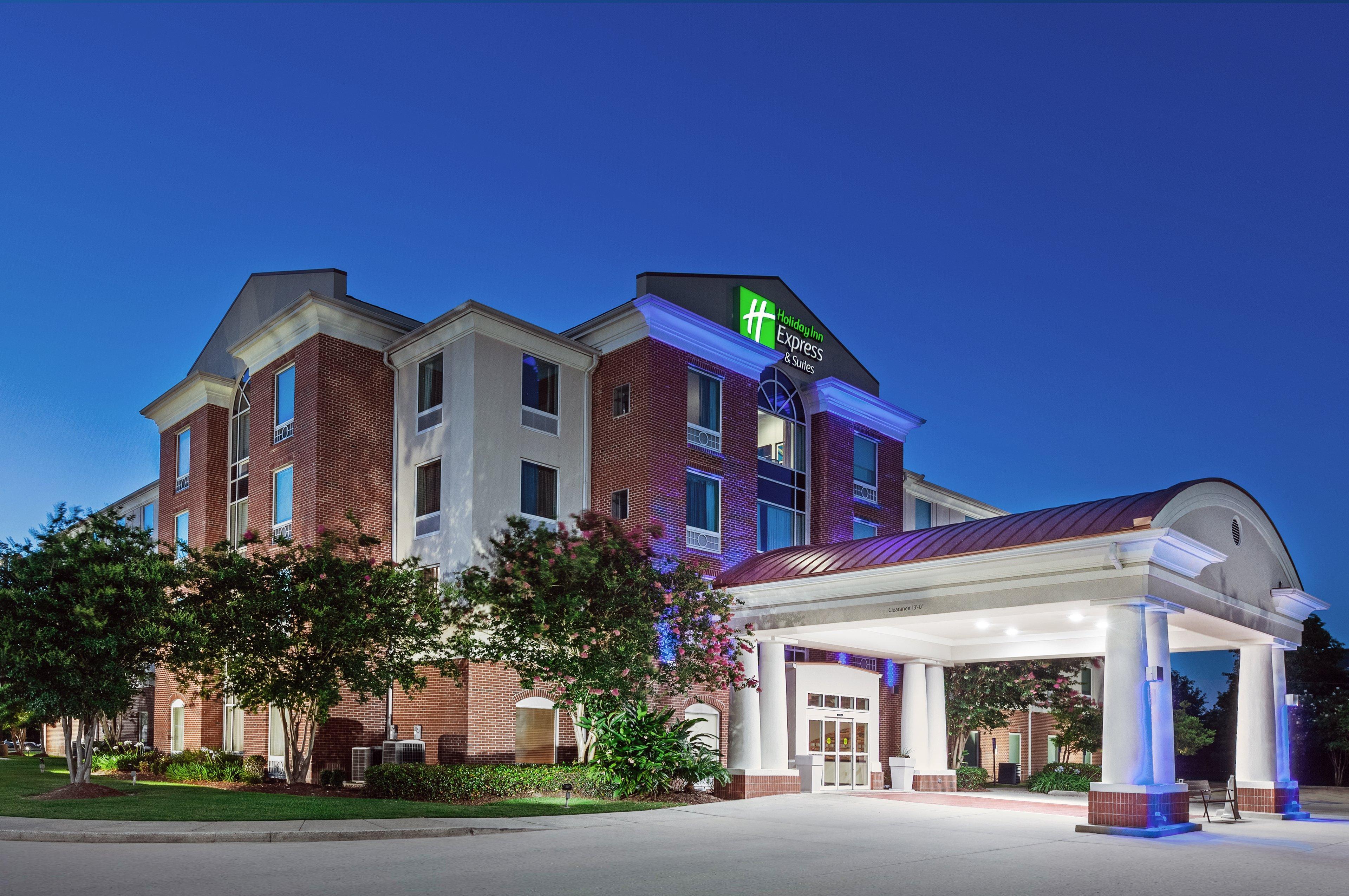 Holiday Inn Express&Suites Baton Rouge East Exterior foto