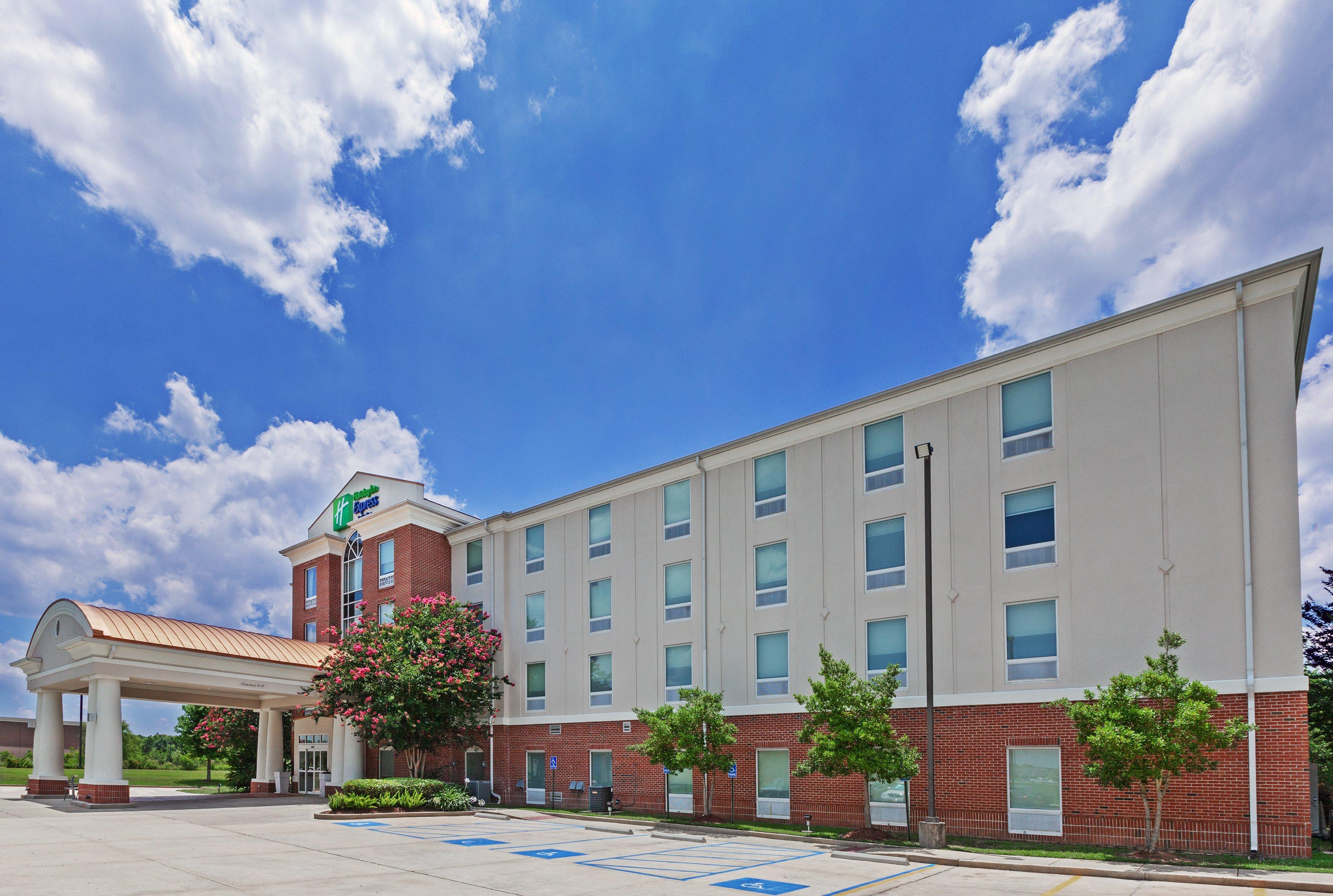 Holiday Inn Express&Suites Baton Rouge East Exterior foto